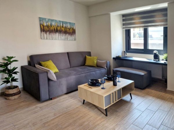 One-Bedroom Apartment with large bed